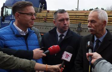 Pilanie zadbali o stabilne dachy dla ofiar nawałnic