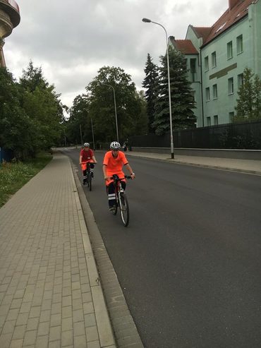 Rowerowy patrol ratowniczy na pilskich ścieżkach i drogach.