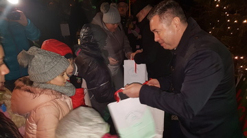 Jarmark Bożonarodzeniowy i rozświetlenie choinki miejskiej, Łobżenica 14 grudnia 2019 r.